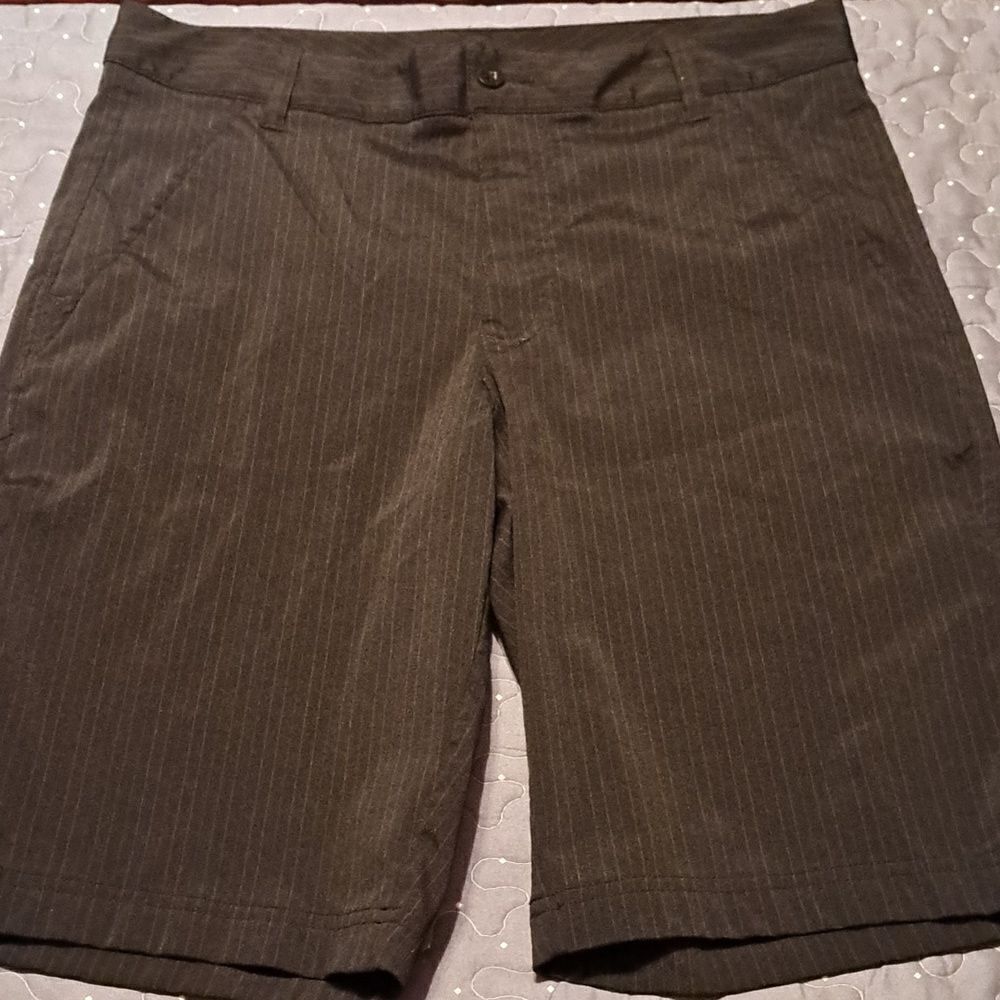 Fila golf shorts size 32